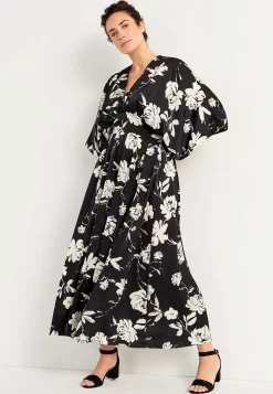 Blommig maxiklänning