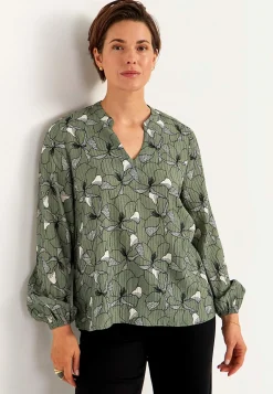 Blommönstrad blus med struktur