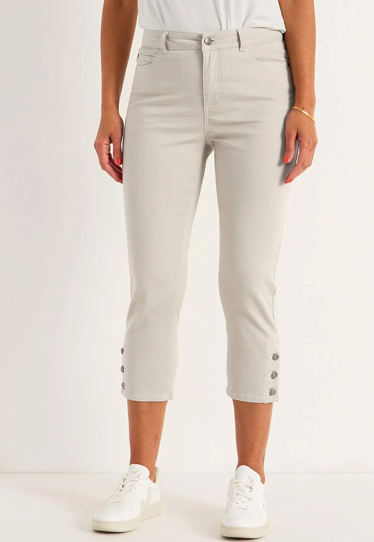 Caprijeans med femficksdesign