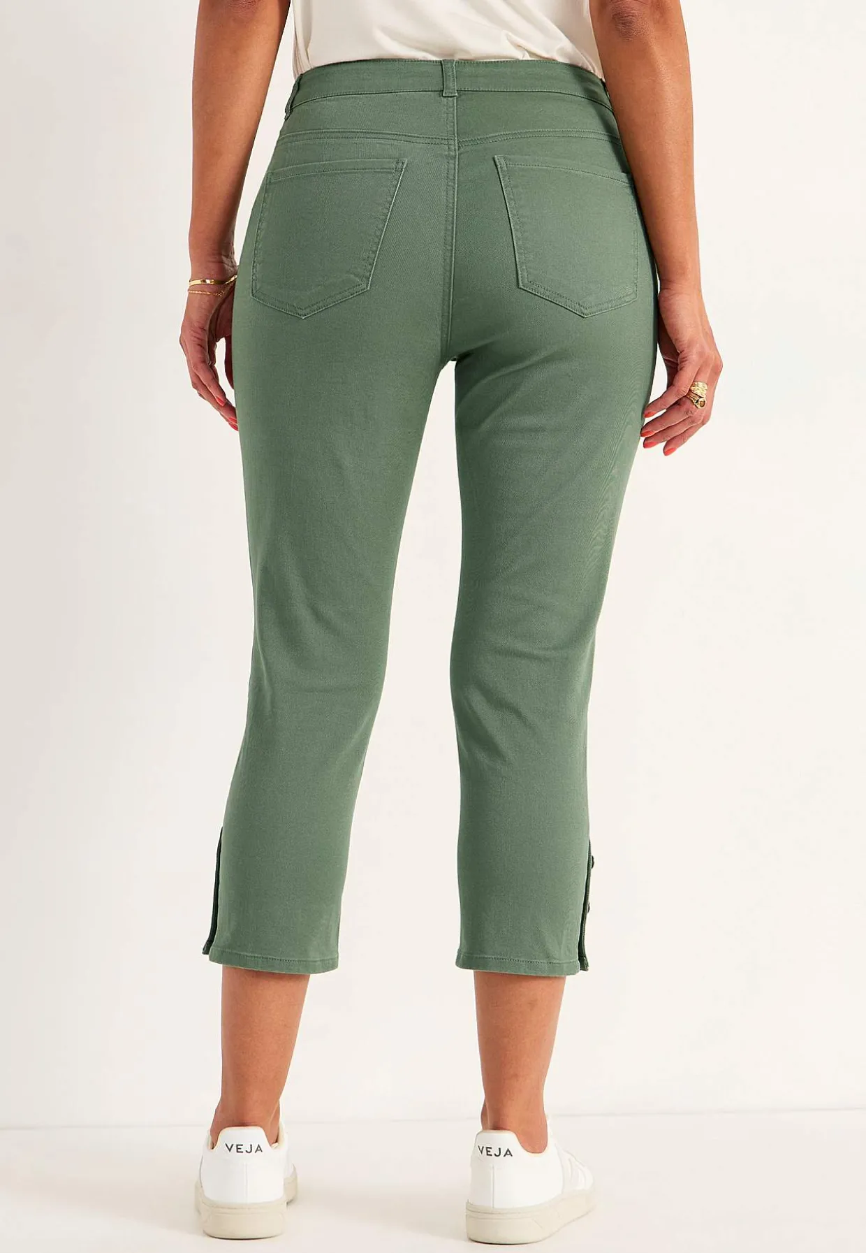 Caprijeans med femficksdesign