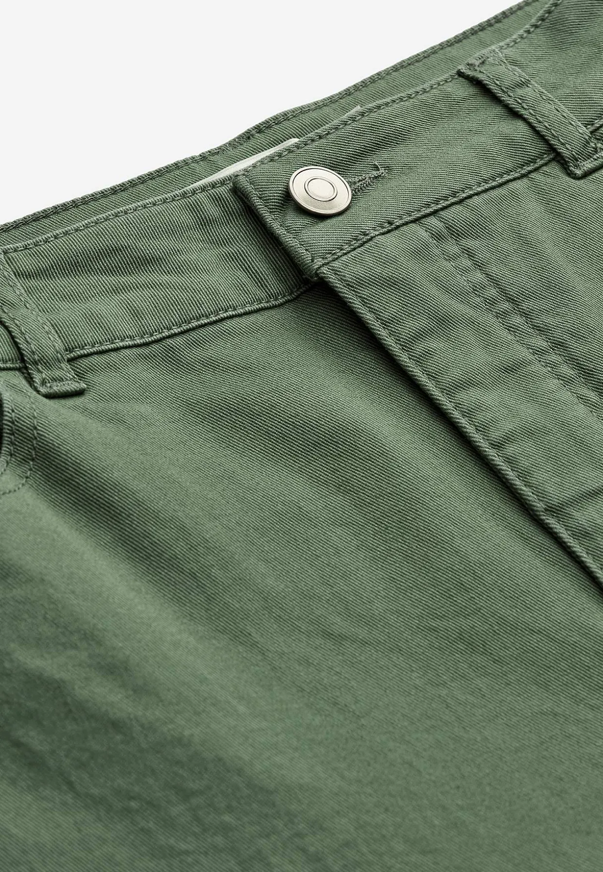 Caprijeans med femficksdesign
