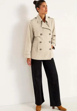 Dubbelknäppt, kort trenchcoat