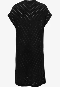 Finstickad cardigan med hålmönster