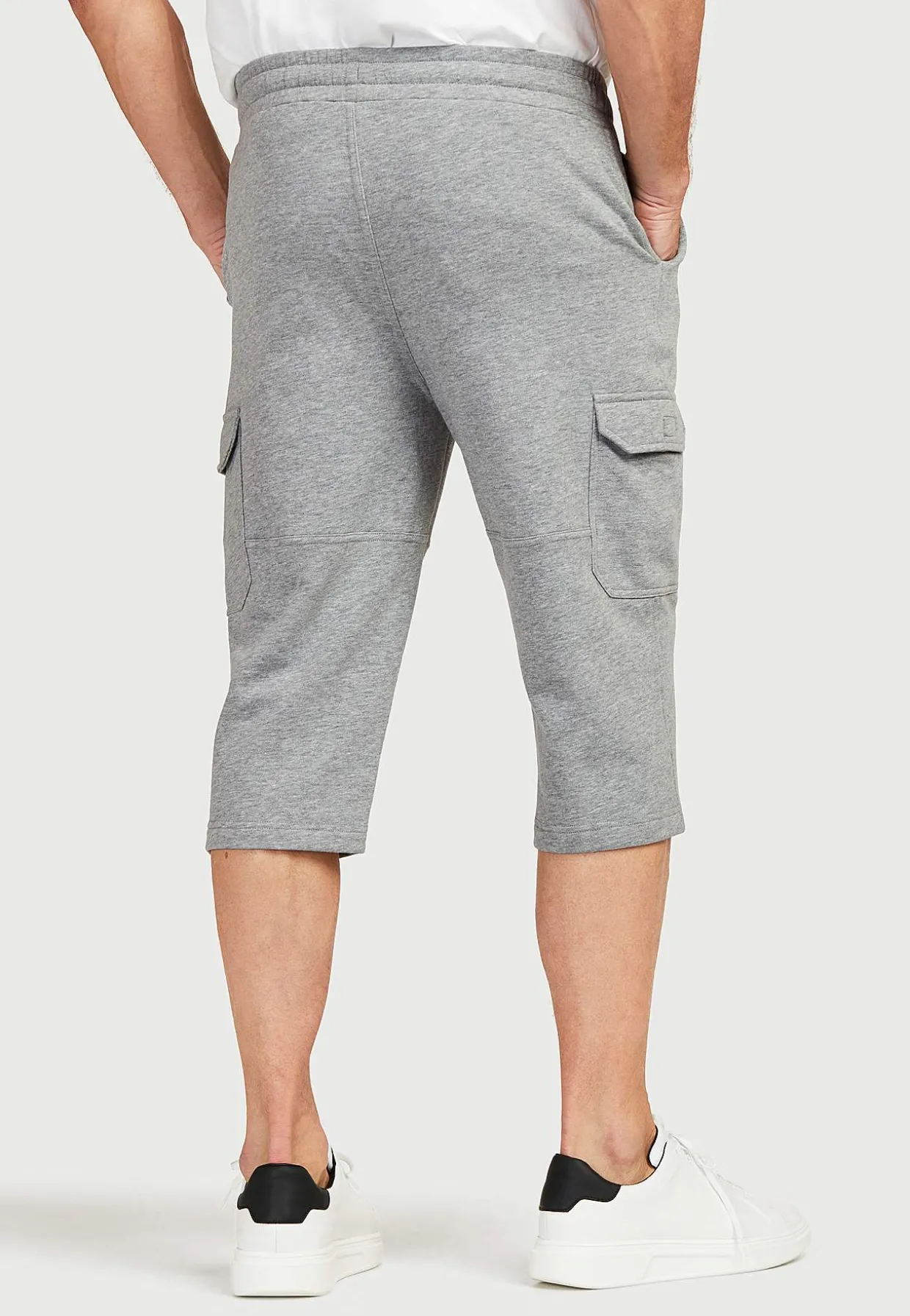 Långa svettisshorts med cargofickor
