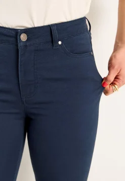 Något smalare ankeljeans