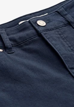 Något smalare ankeljeans
