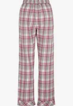 Rutig pyjamas i flanell