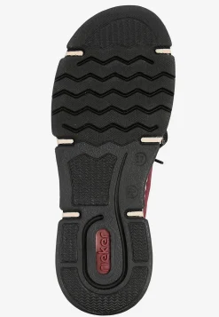 Slip-on sneaker