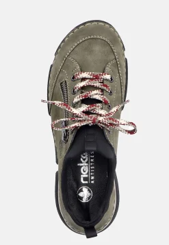 Slip-on sneaker