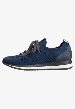 Sneaker i dra på-modell