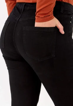 Stretchjeans med rakt ben - tre längder Linnea