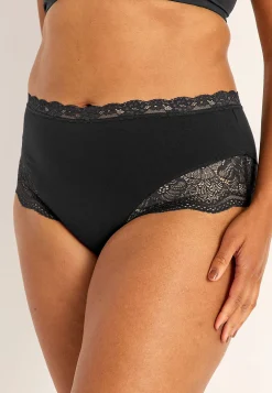Trosa i bomull med spetskant 3-pack